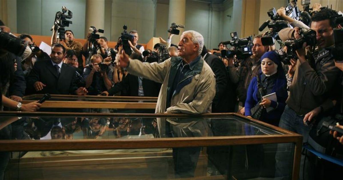 زاهي حواس يطالب بإغلاق متحف بريطاني يبيع "جماجم مصرية" (فيديو)