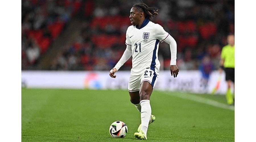 كريستال بالاس يكشف سعر إزي.. ويتمسك بوارتون