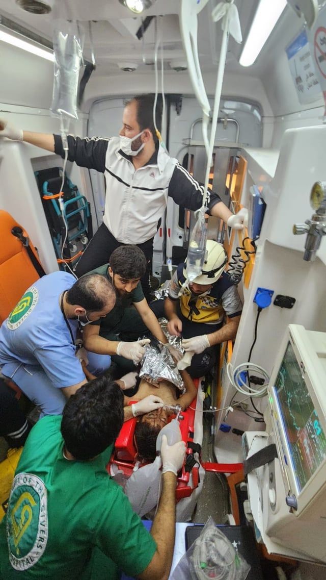 "معجزة".. إنقاذ طفل سوري سقط في بئر (فيديو وصور)