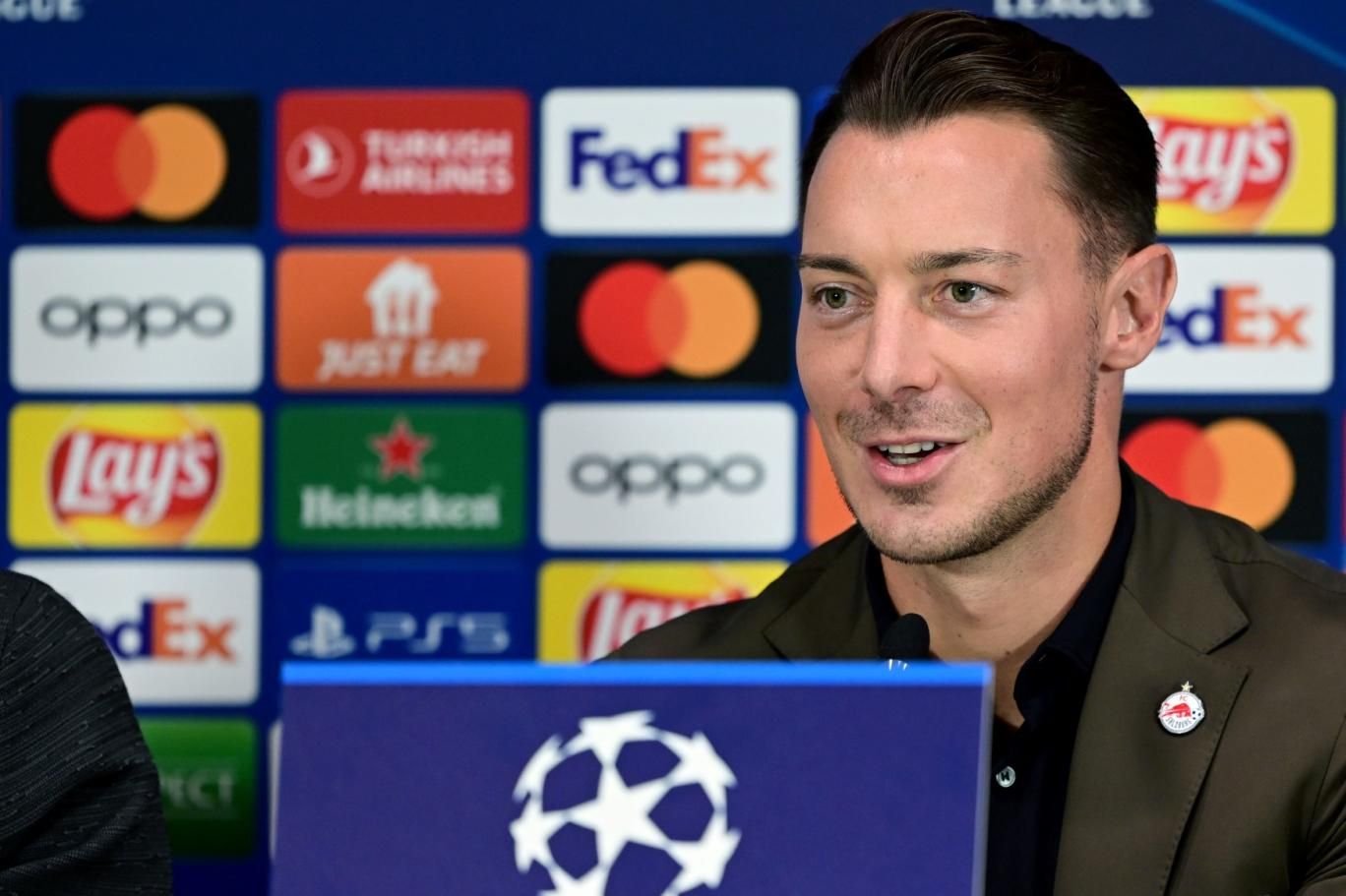 ما زلنا في الموسم الأول!! تصريحات مثيرة من مدرب الأهلي السعودي حول انتهاء الموسم - موقع الخليج الان