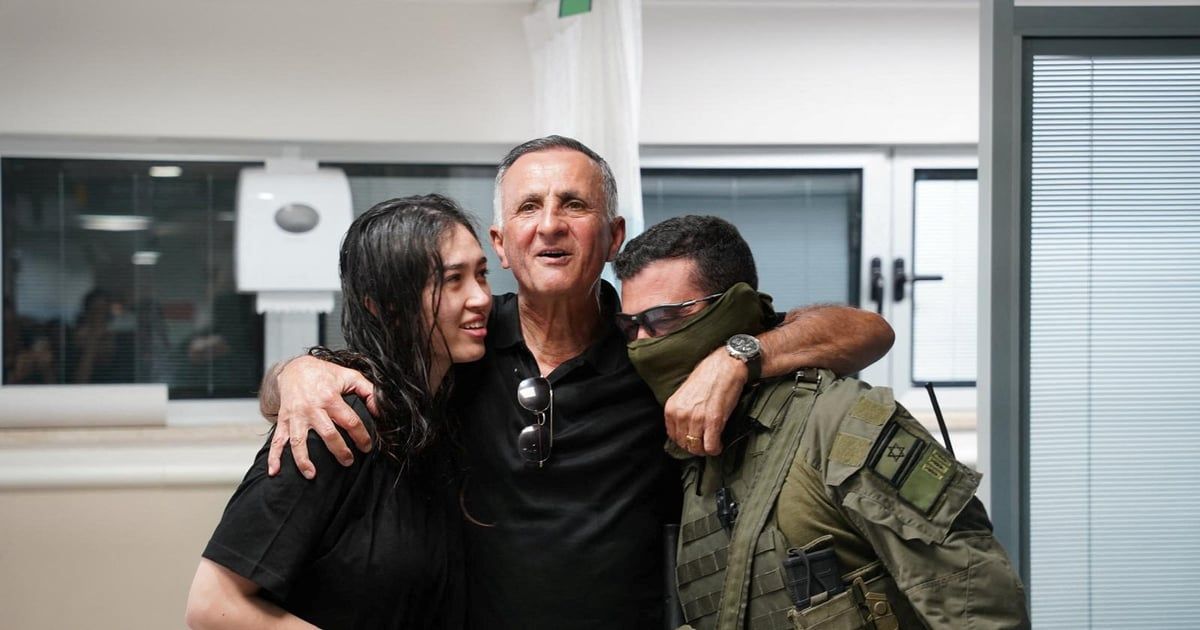 أسيرة مستعادة تروي تفاصيل مكوثها لدى حماس