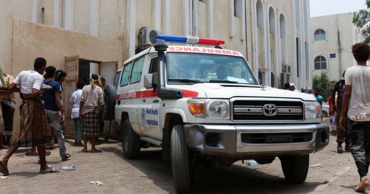 انهيار جزء من جامع أثري يودي بحياة 3 عمال في صنعاء