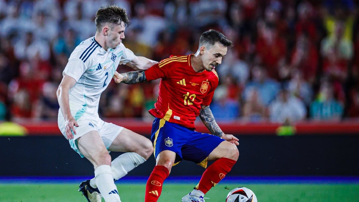 منتخب إسبانيا يسحق أيرلندا الشمالية قبل اليورو (فيديو)