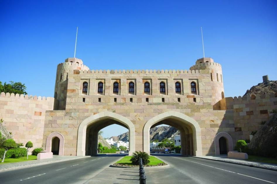 2.6 مليار ريال الفائض التجاري العُمان بنهاية مارس