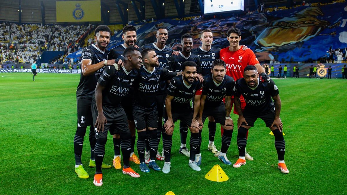 الهلال يؤمّن بقاء مدافعه الدولي