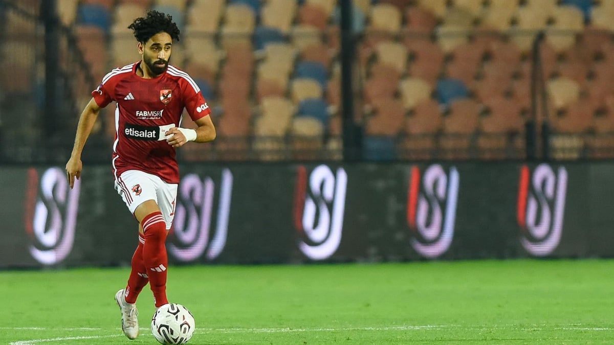 حقيقة تلقي مروان عطية نجم الأهلي المصري عروضا للرحيل عن الفريق