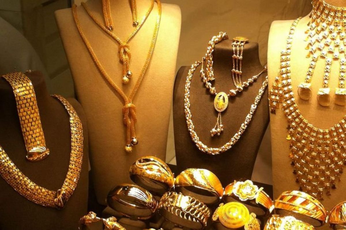 عيار 21 يقترب من 250 ريال.. أسعار الذهب اليوم في السعودية - موقع الخليج الان