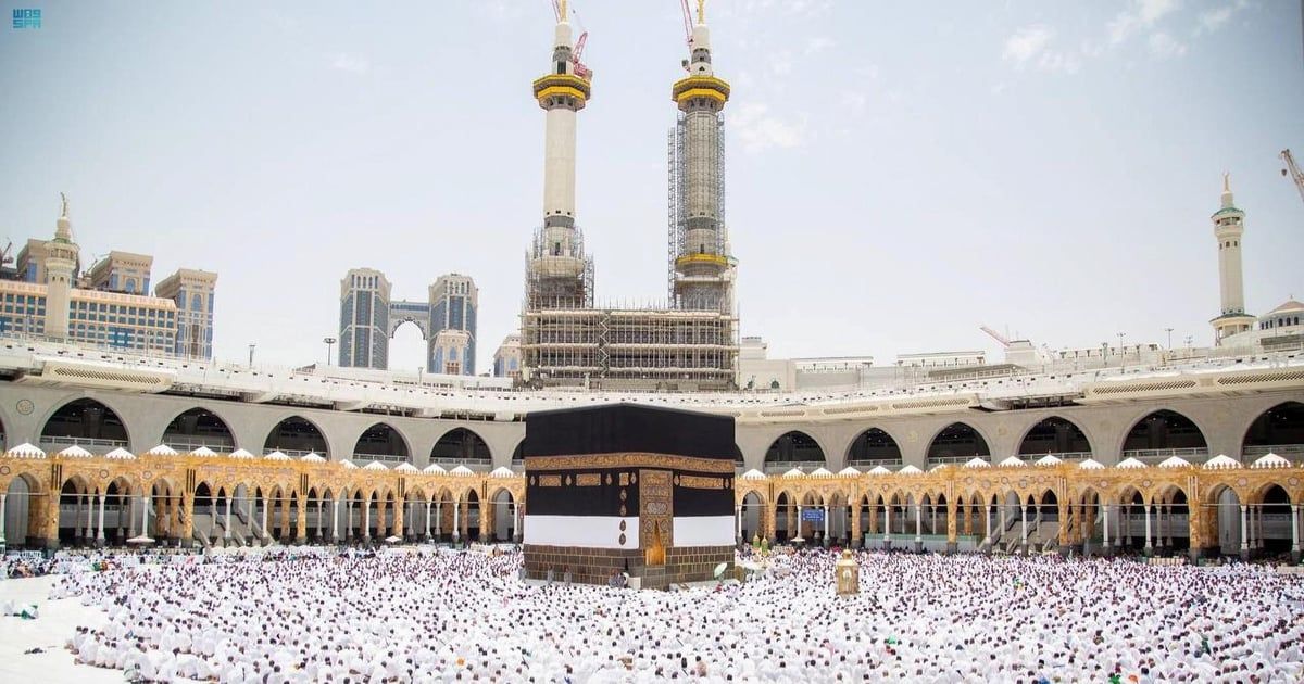 الملك سلمان يأمر باستضافة ألف حاج إضافي من غزة