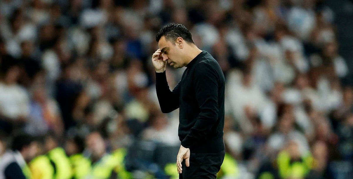 غوارديولا يرد على اتهامه بالوقوف وراء إقالة تشافي