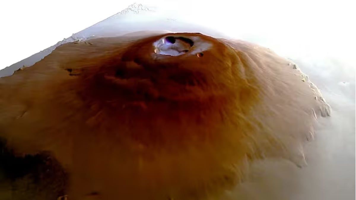 لأول مرة.. العلماء يكتشفون الصقيع المائي على براكين المريخ