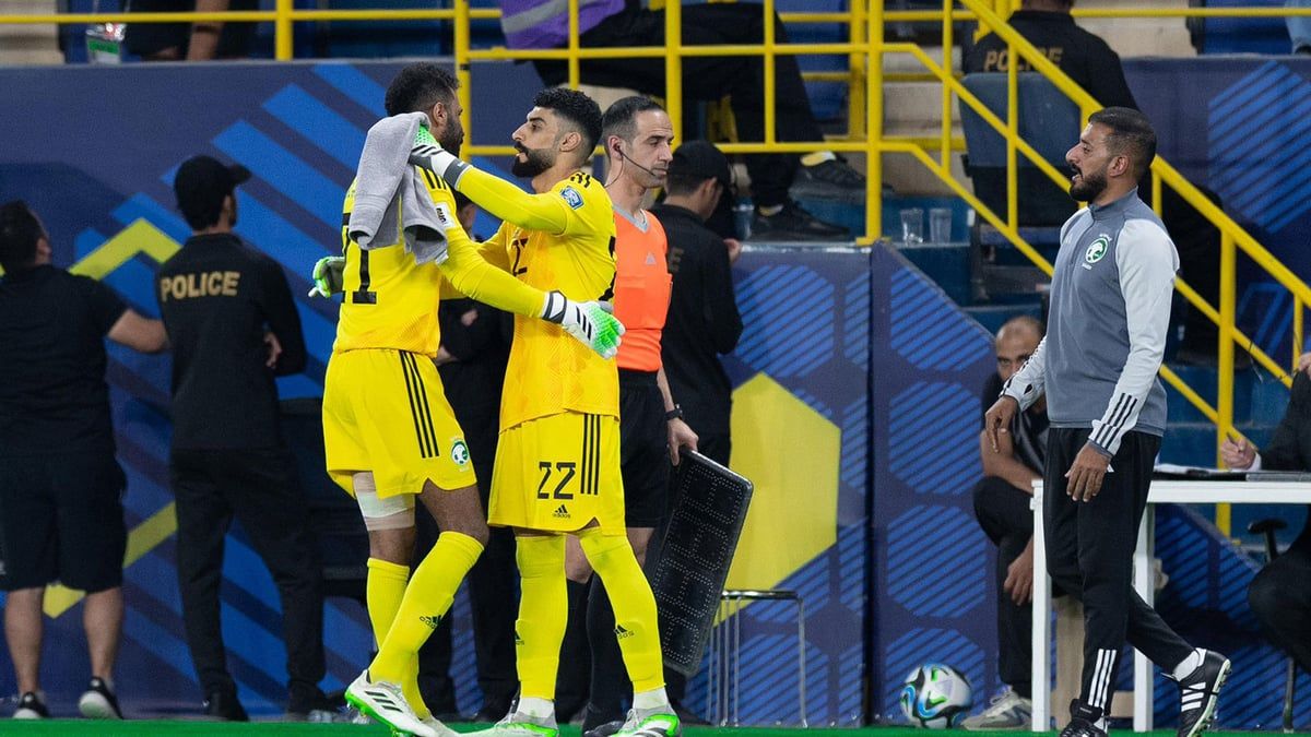 جدل بعد إشارة محمد العويس خلال مباراة السعودية والأردن