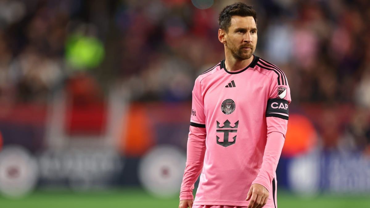 ميسي يكشف آخر نادٍ سيلعب له قبل الاعتزال