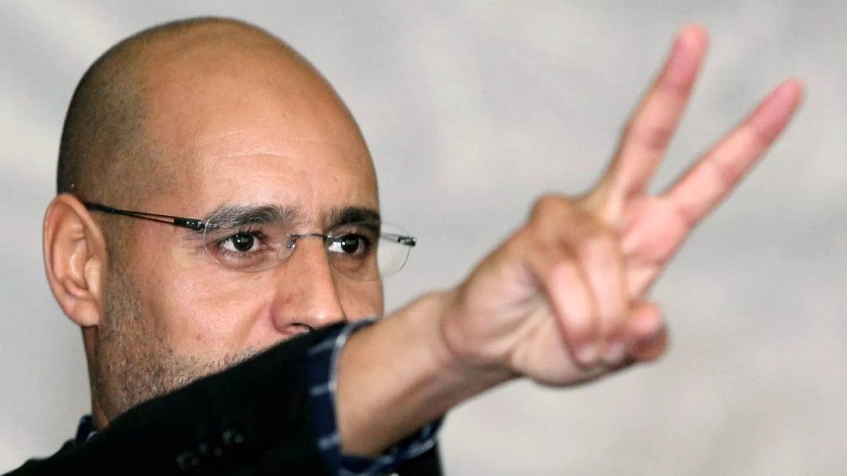 إعلام ليبي: أعضاء في مجلسي النواب والدولة يبحثون "حكومة ثالثة" مع القذافي