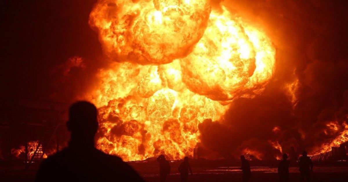 مخاوف من توسع حريق مصفاة نفط بأربيل وجهود مكثفة لكبح النيران (فيديو)