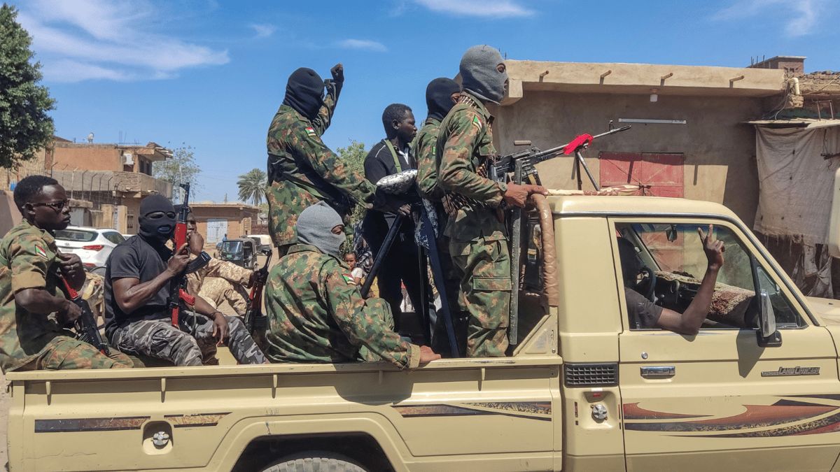 وسط فوضى التسليح.. "المقاومة الشعبية" تتمرد على الجيش السوداني