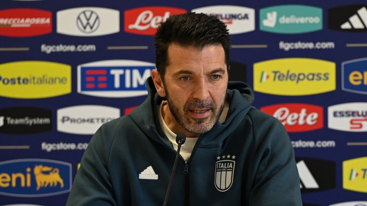 بوفون يحذر من خطورة إيطاليا في يورو 2024