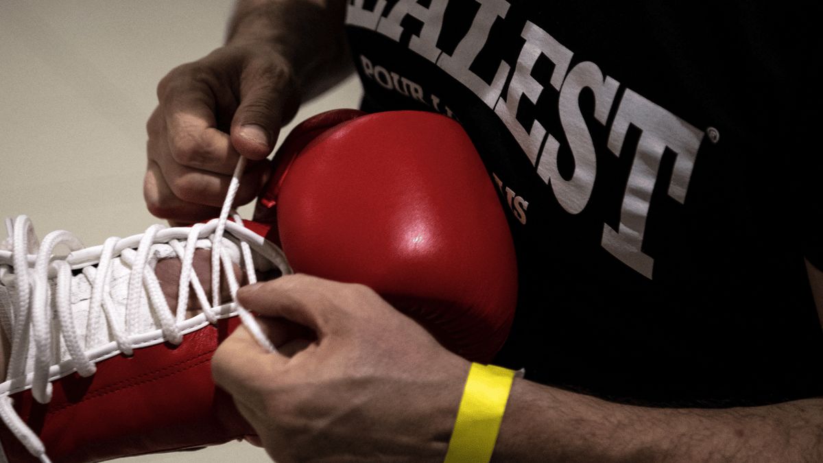 مصر.. القبض على مدرب "كيك بوكس" بتهمة التحرش بقاصرات