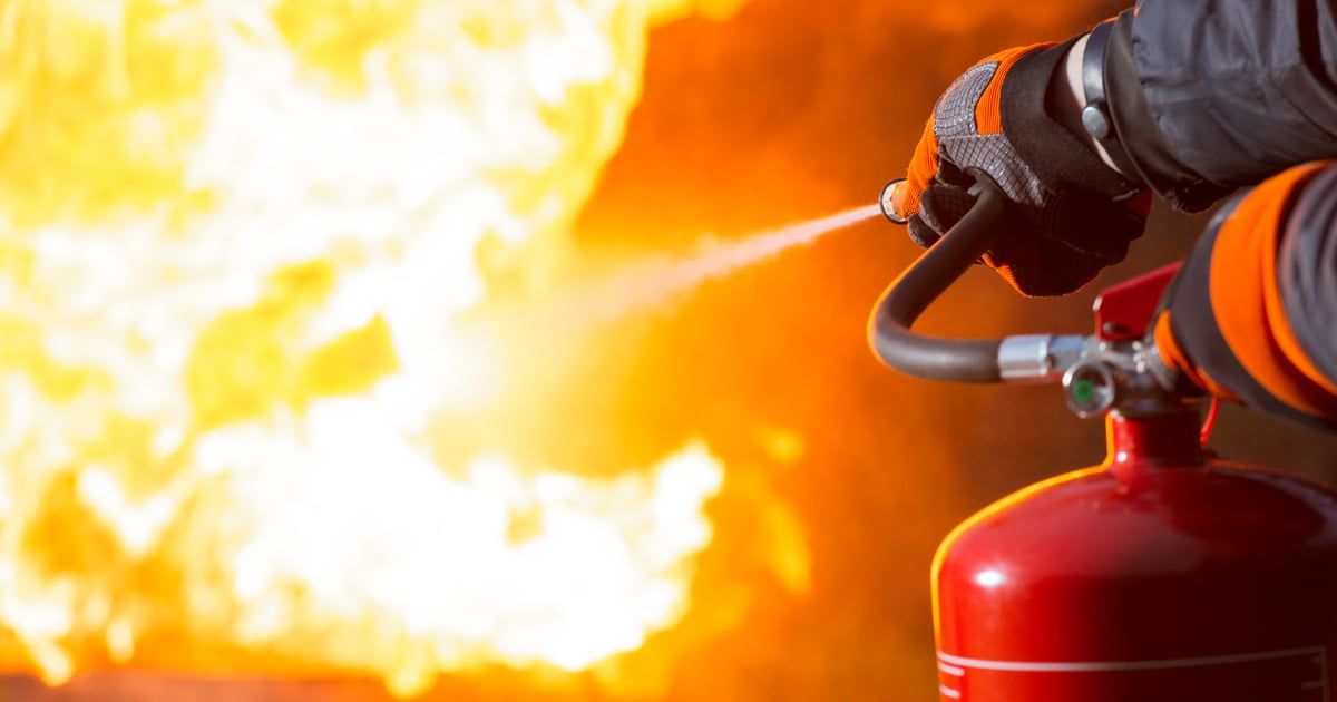 الكويت.. تعويضات لذوي ضحايا الحريق وتجهيز طائرات لنقل الجثامين