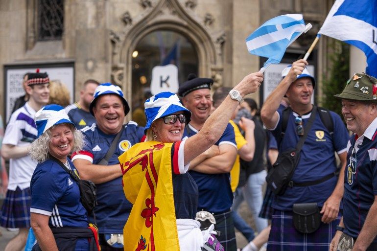 شاهد.. الجماهير الأسكتلندية تجتاح ميونخ قبل افتتاح يورو 2024 - موقع الخليج الان
