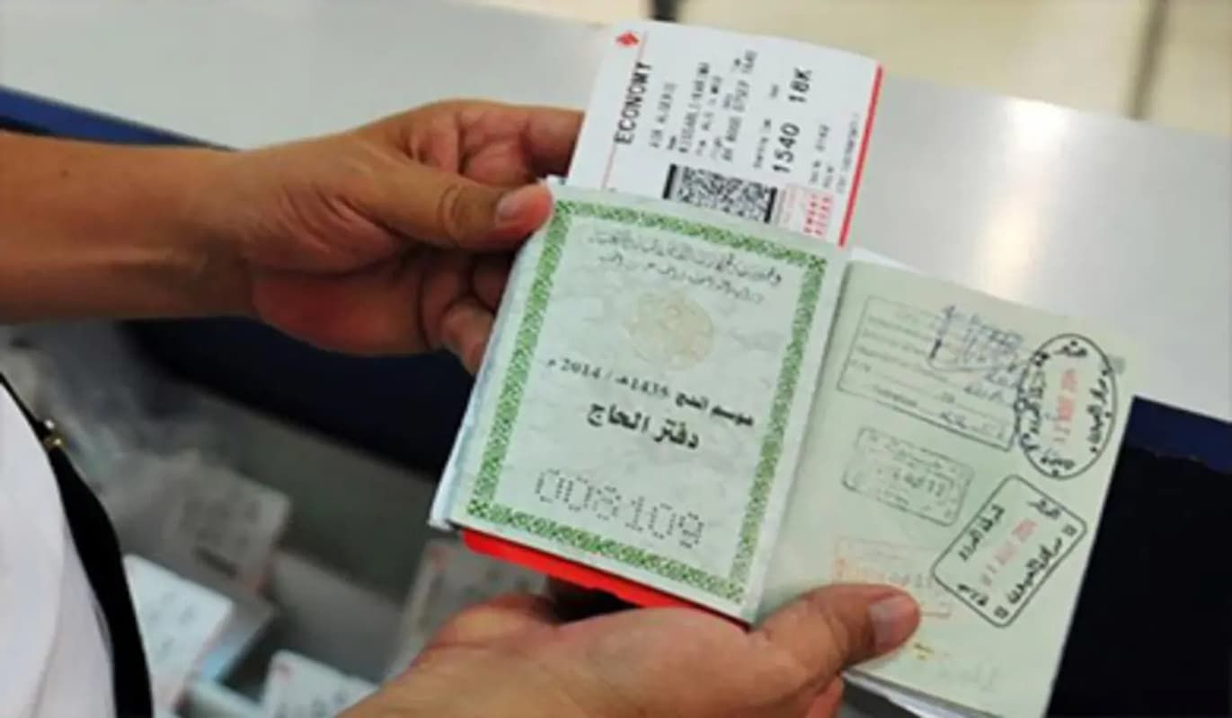 كره واضح وبين للمملكة!! رد ناري من أمير سعودي شهير على منتقد للتعامل مع تأشيرات الحج - موقع الخليج الان