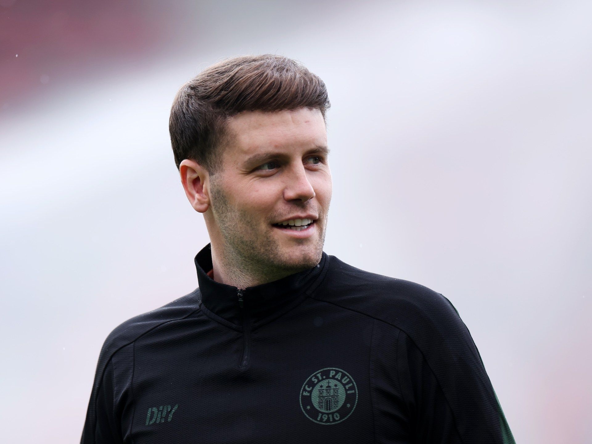 برايتون يتعاقد مع أصغر مدرب في تاريخ الدوري الإنجليزي الممتاز - موقع الخليج الان