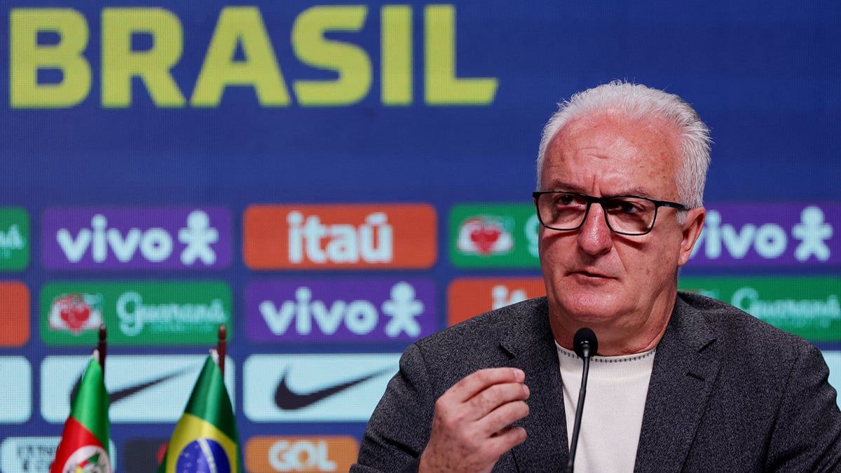 مدرب البرازيل لـ"الخليج الان": مجموعتنا متوازنة.. وهذا موقفي من نيمار بعد تعافيه