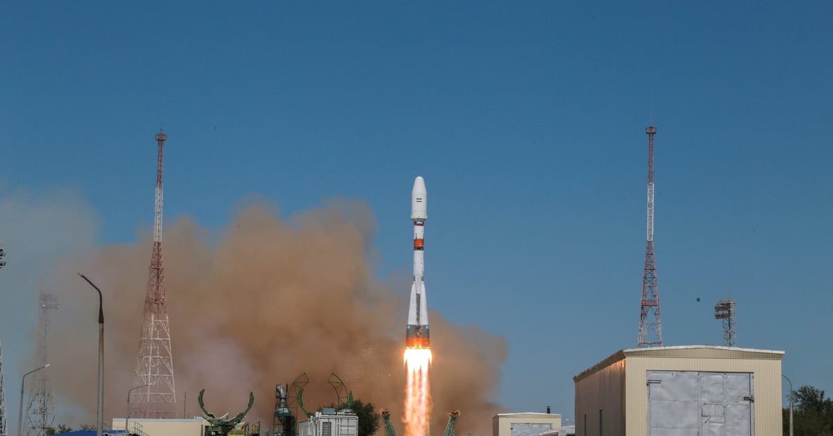 إيران تعلن إطلاق قمرين صناعيين في يوليو المقبل