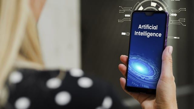 مرحباً بكم في عصر الذكاء الاصطناعي .. ما الجديد لهواتفكم؟