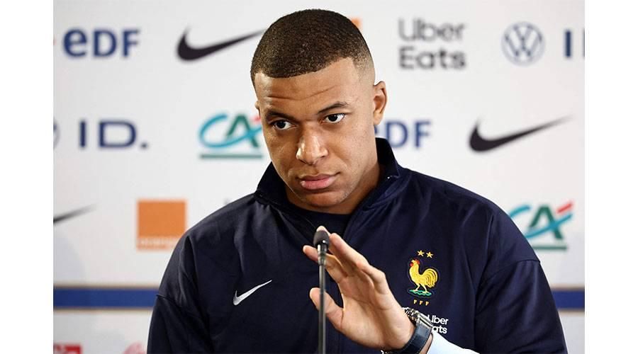 مبابي يكشف موقفه من صعود «اليمين المتطرف» في فرنسا