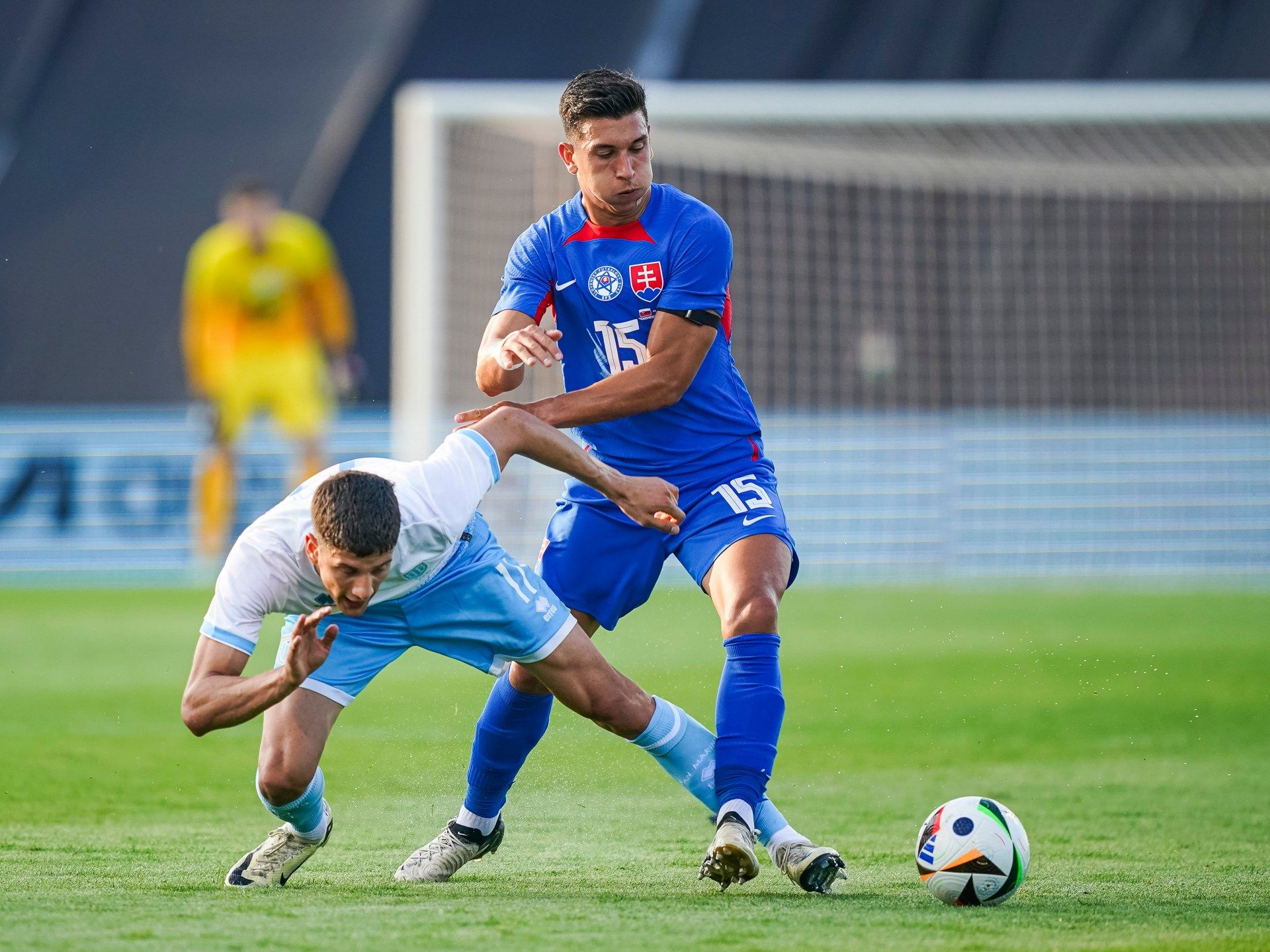 دي ماركو.. من العمل نادلًا إلى اللعب في يورو 2024 - موقع الخليج الان