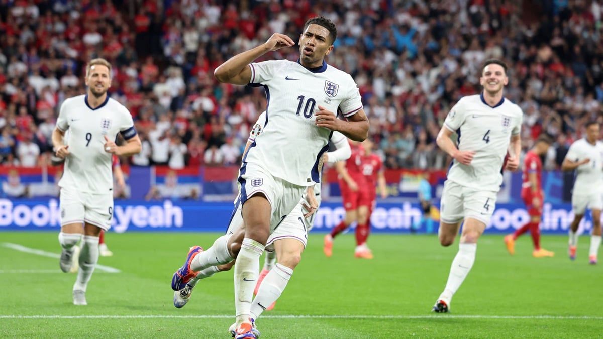 "الرجل الذي سيقود إنجلترا إلى المجد".. إشادة واسعة بجود بيلينغهام