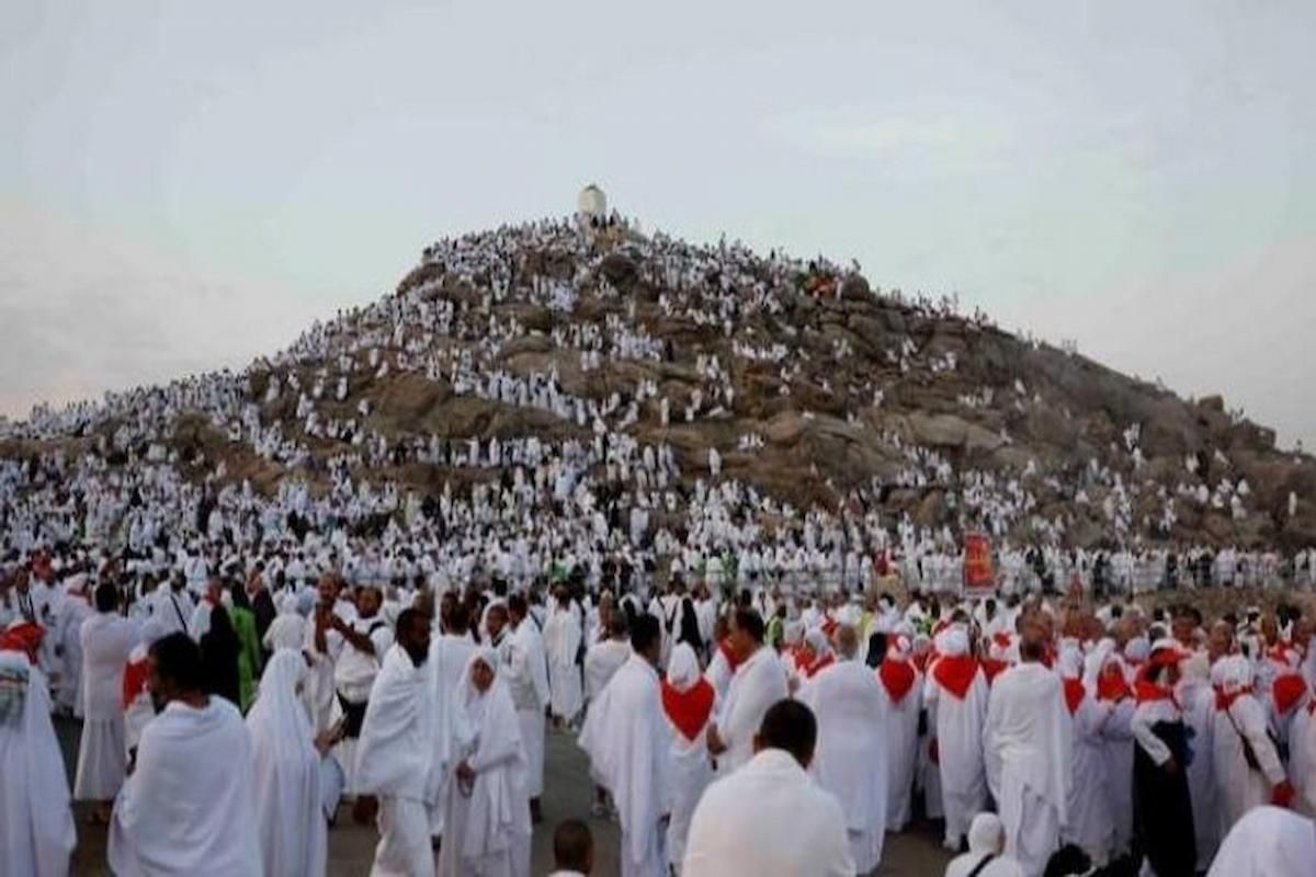 ما بين الإصابة بأمراض صحية وضربة الشمس.. ارتفاع عدد وفيات الحجاج من الدول العربية - موقع الخليج الان
