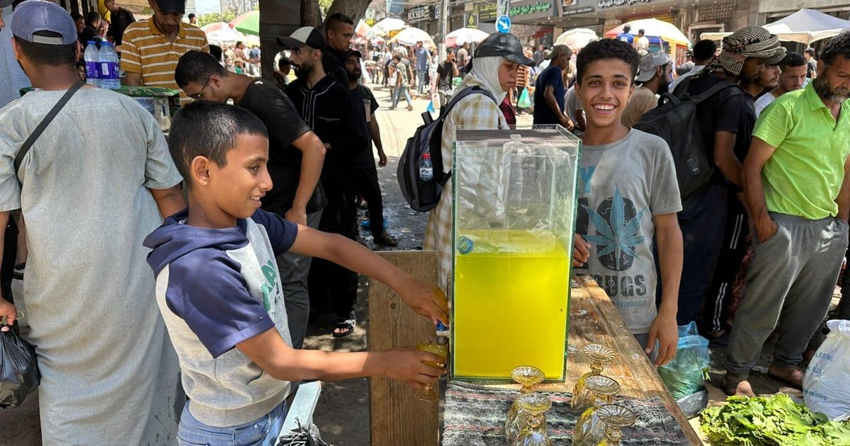 بسبب الحرب.. أطفال غزة يعملون في مهن شاقة لإعالة أسرهم