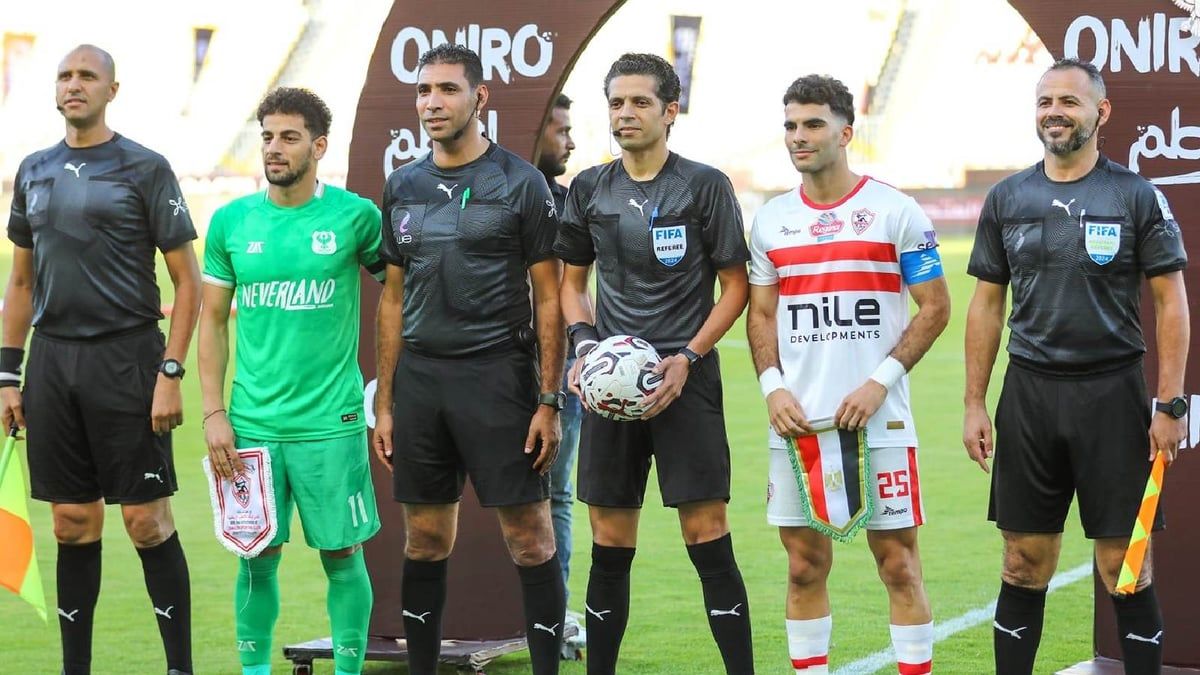 رسائل غاضبة من غوميز وزيزو ضد حكم لقاء الزمالك والمصري