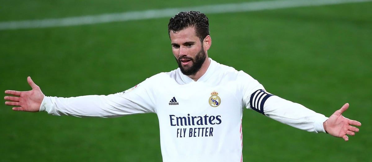 في حال فشل صفقة ناتشو .. الاتحاد يجهز عرضًا لمدافع برشلونة