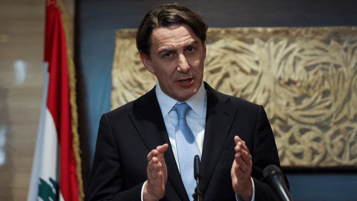 محللون: رسائل المبعوث الأمريكي لحزب الله محاطة بحوافز وتحذيرات