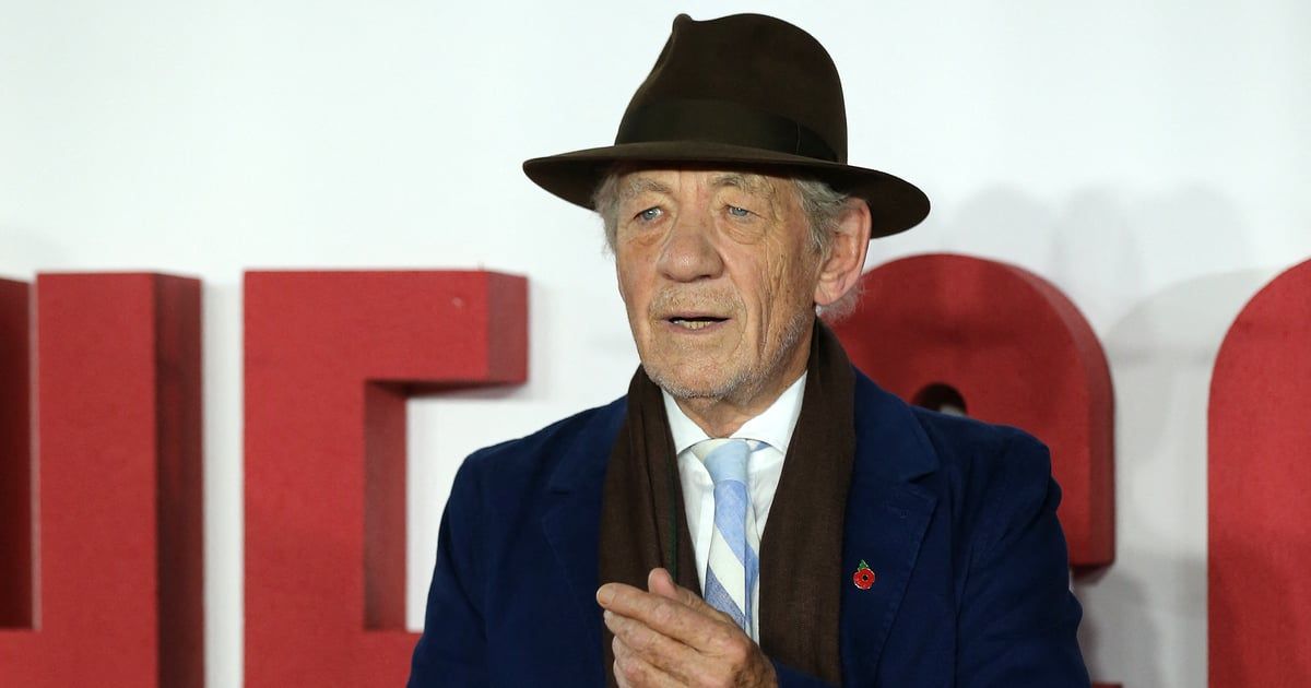 بطل "سيد الخواتم" يتعافى بعد سقوطه من على المسرح