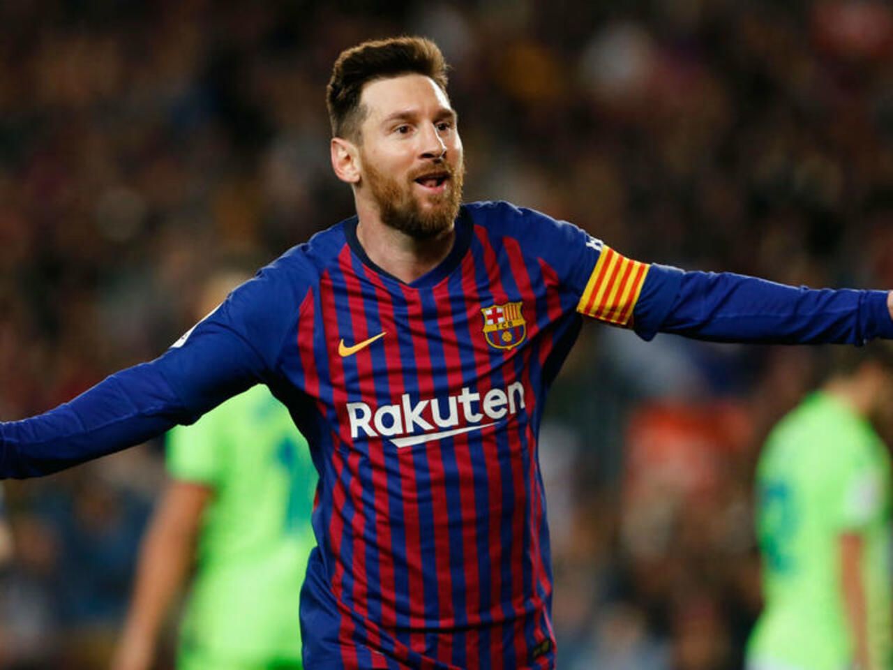 الحائلي يكشف عن مفاجأة قبل رحيلة.. هل وقّع الاتحاد مع ميسي؟ - موقع الخليج الان