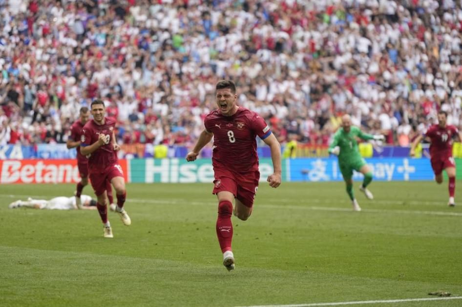 هدف «قاتل» لصربيا يحرم سلوفينيا من أول فوز في بطولة أوروبا