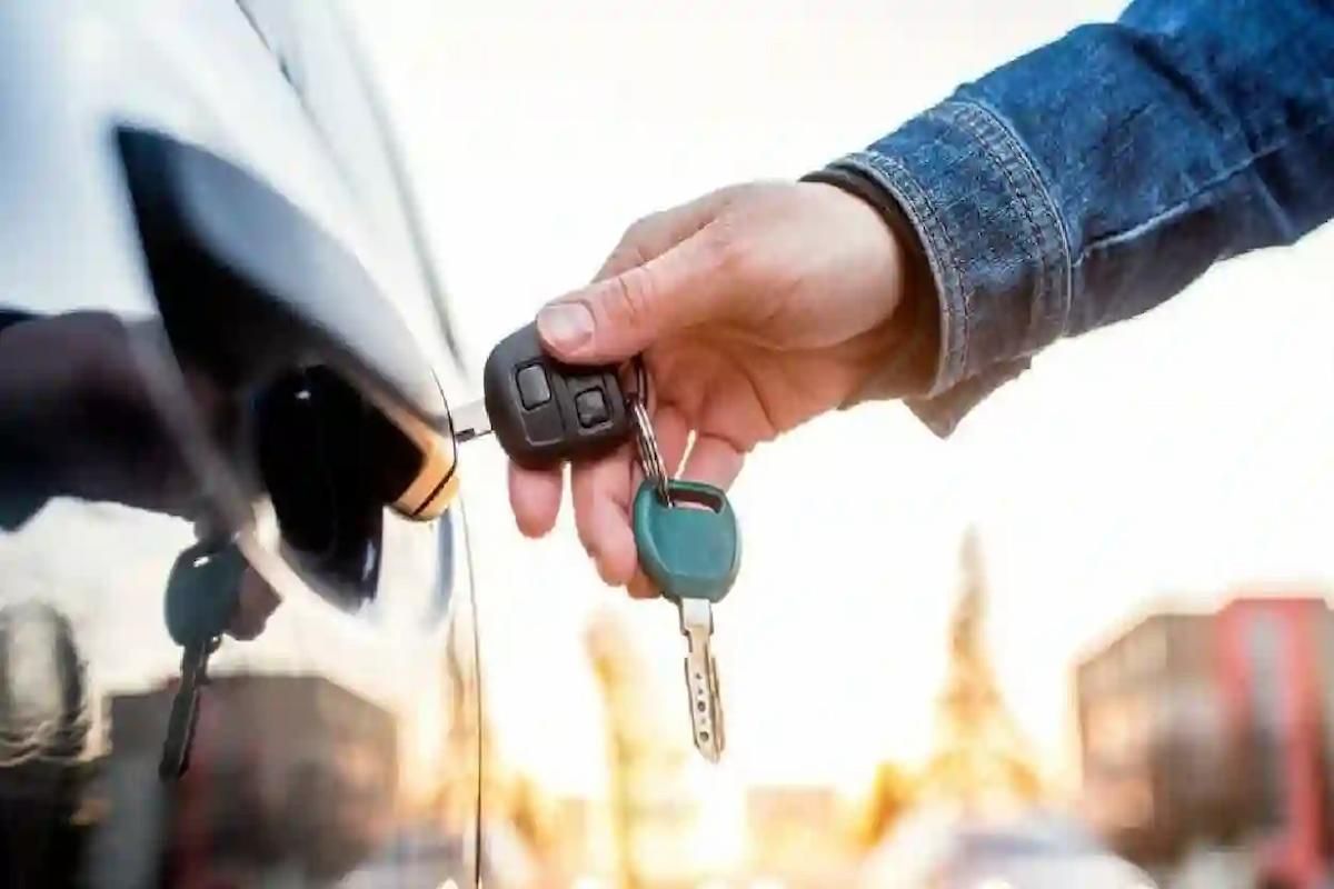 أبشر توضح .. بـ 4 خطوات فقط يتم نقل ملكية السيارة بين أفراد الأسرة - موقع الخليج الان