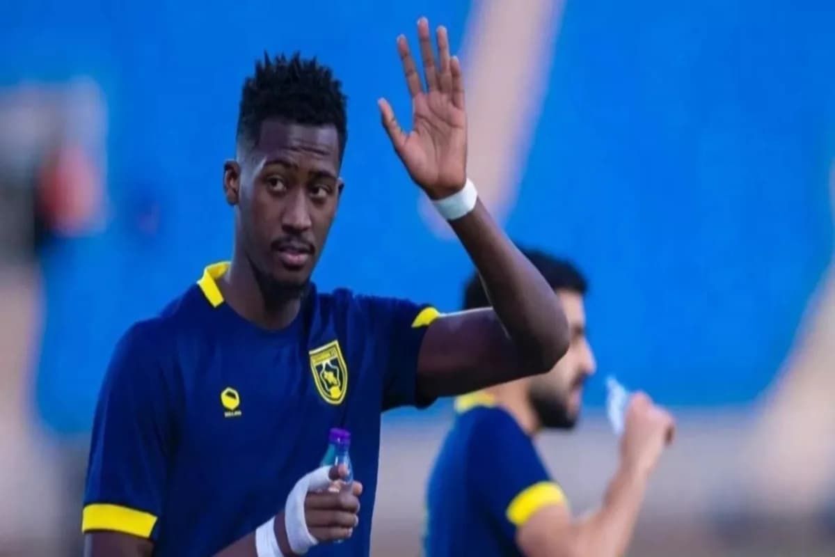 هل النصر بحاجة "عون السلولي"؟ المرشود يكشف حقيقة عرض العالمي لضم لاعب التعاون - موقع الخليج الان