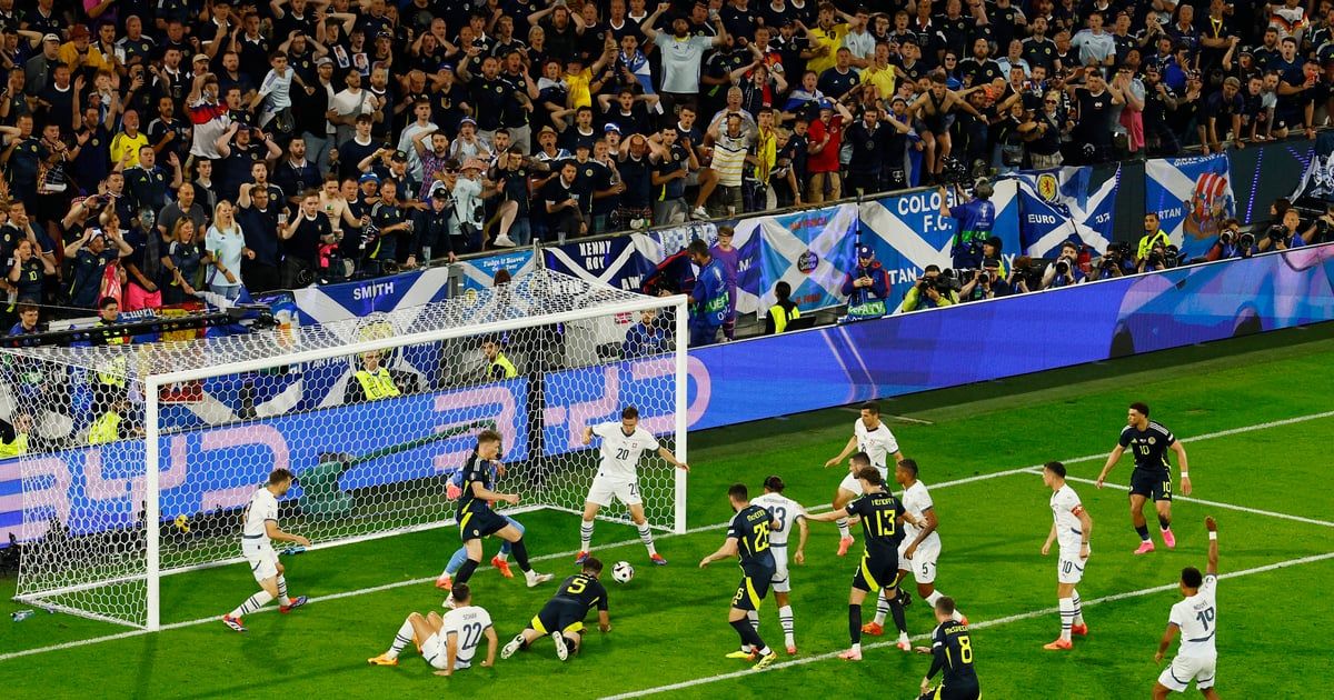 اسكتلندا تتعادل أمام سويسرا وتحافظ على آمالها ببطولة أوروبا