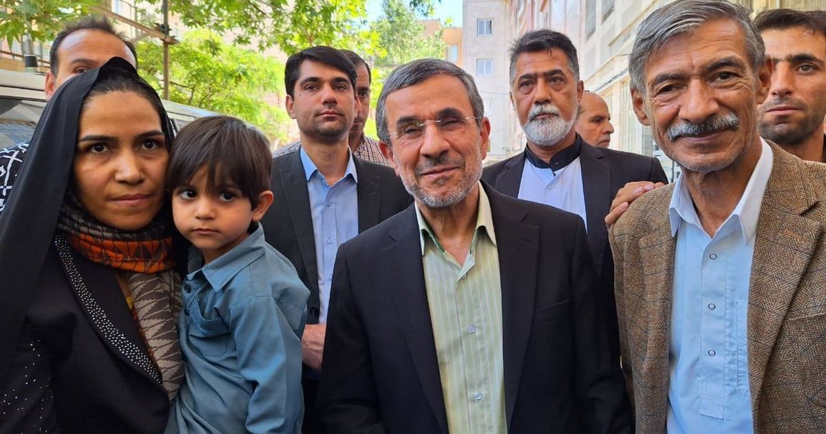 إيران.. نجاد يرد على أنباء تقييد السلطات لحركته وأنشطته