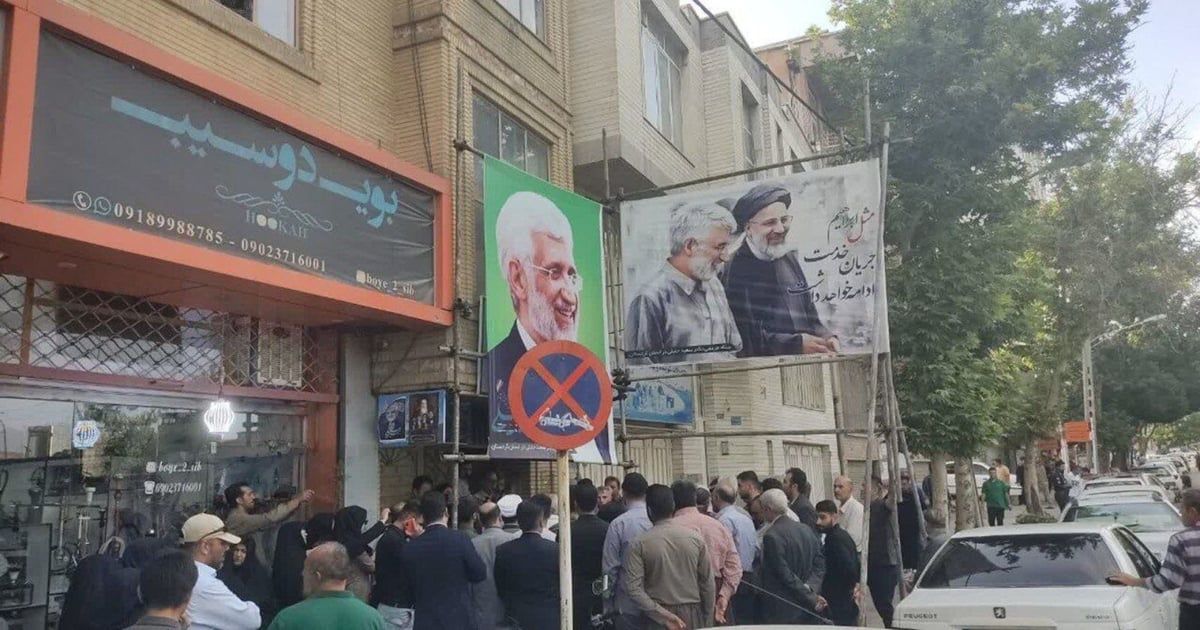 إيران.. هجوم بجسم حارق على مقر الحملة الانتخابية لمرشح متشدد