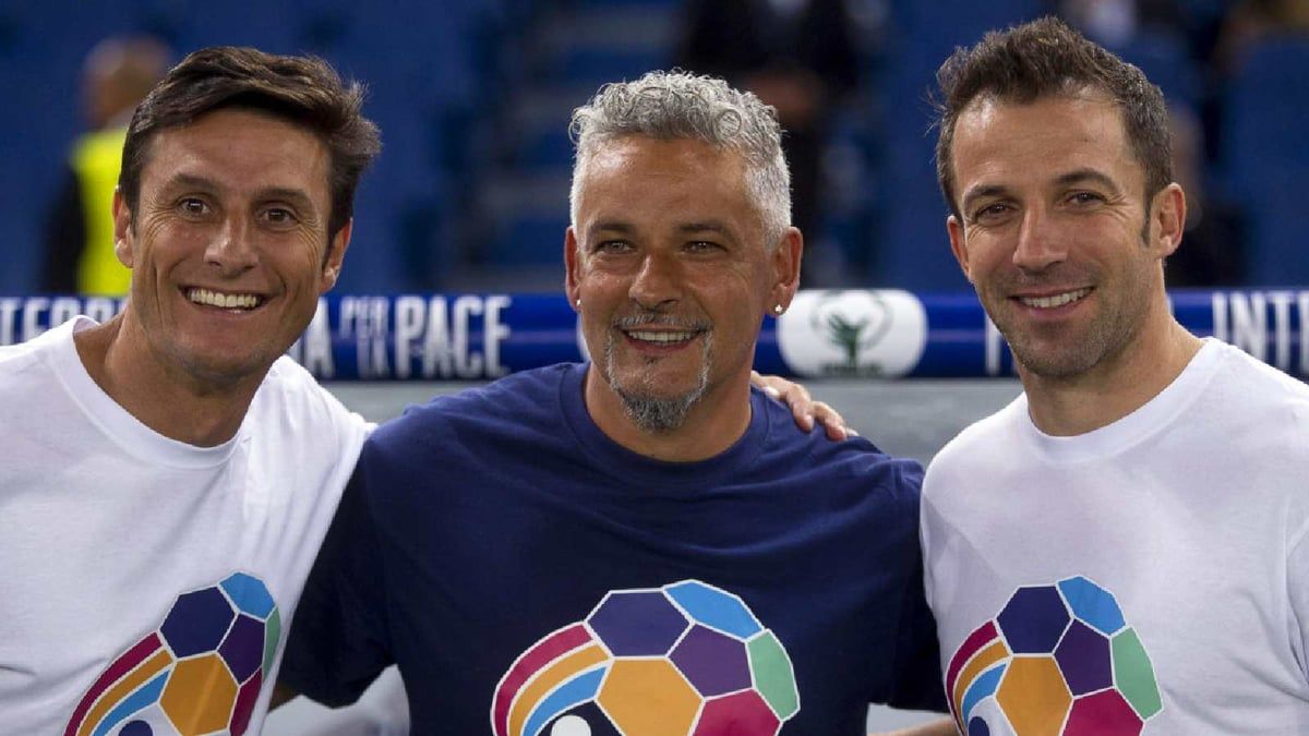 عصابة مسلحة تسرق أسطورة إيطاليا أثناء مباراة إسبانيا