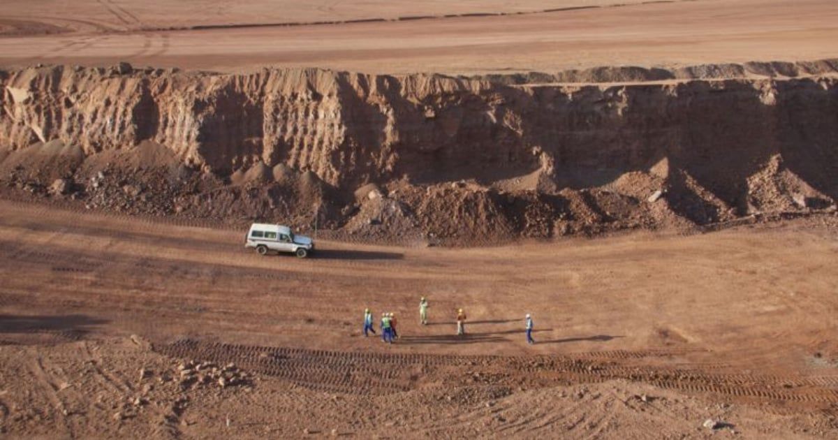 خسرته فرنسا.. ماذا تعرف عن "إيمورارين" أحد أهم مناجم اليورانيوم في العالم؟