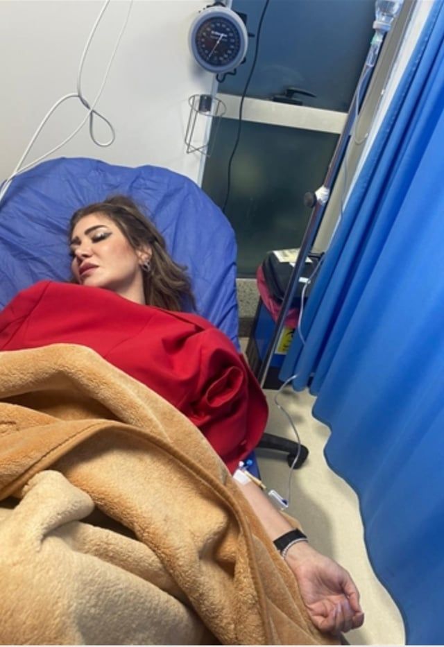 نقل لقاء سويدان للمستشفى بعد تعرضها لأزمة صحية (صورة)
