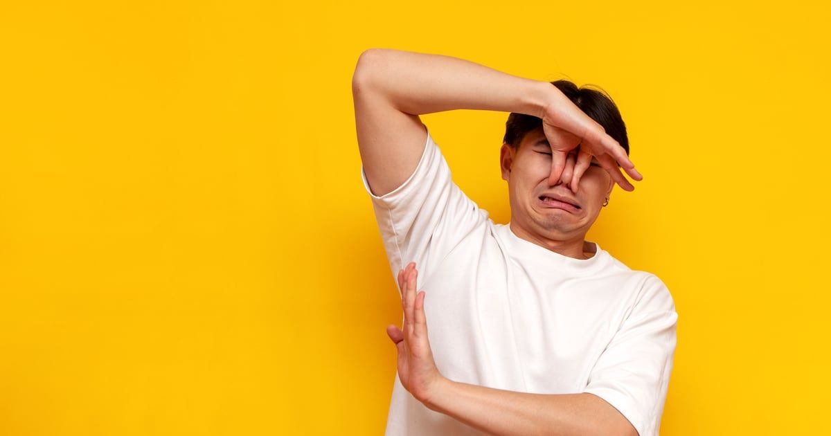 لعلاج الرائحة الكريهة في الصيف.. تخلص من مزيل العرق