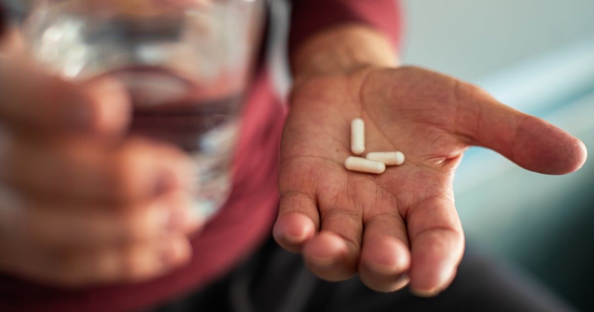 4 مكملات يجب على الرجل تناولها بعد بلوغ الأربعين