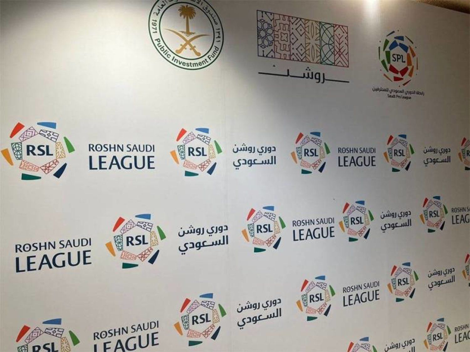 بين خزينة متهالكة وأزمة مدربين!! رسالة غامضة من الجوكم.. "الكبير في ورطة" - موقع الخليج الان